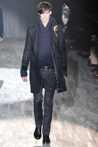 Look 15